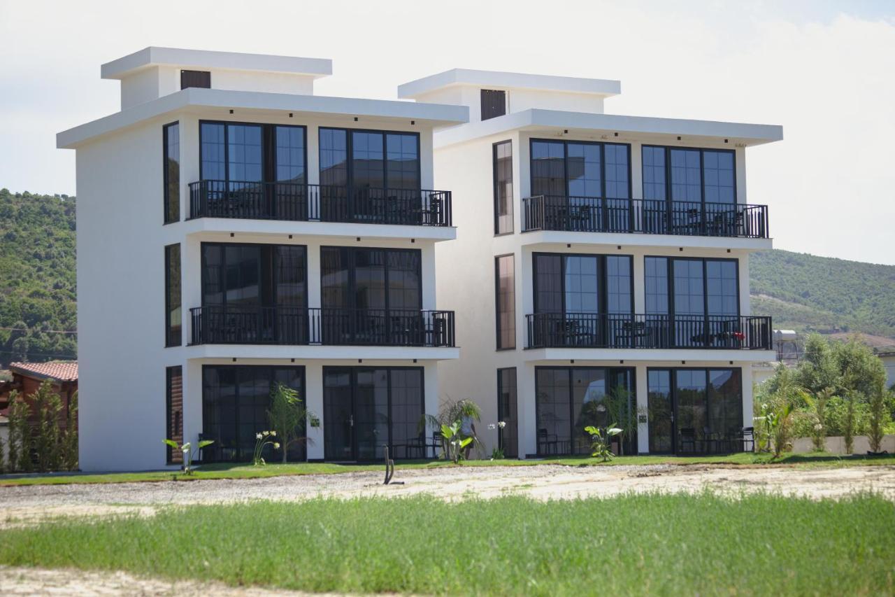 Posh Villas Rrogozhine Luaran gambar