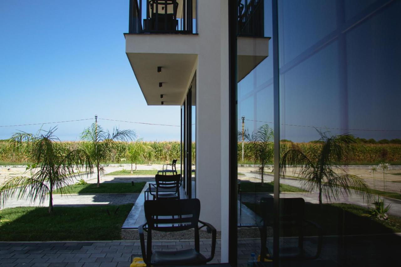 Posh Villas Rrogozhine Luaran gambar