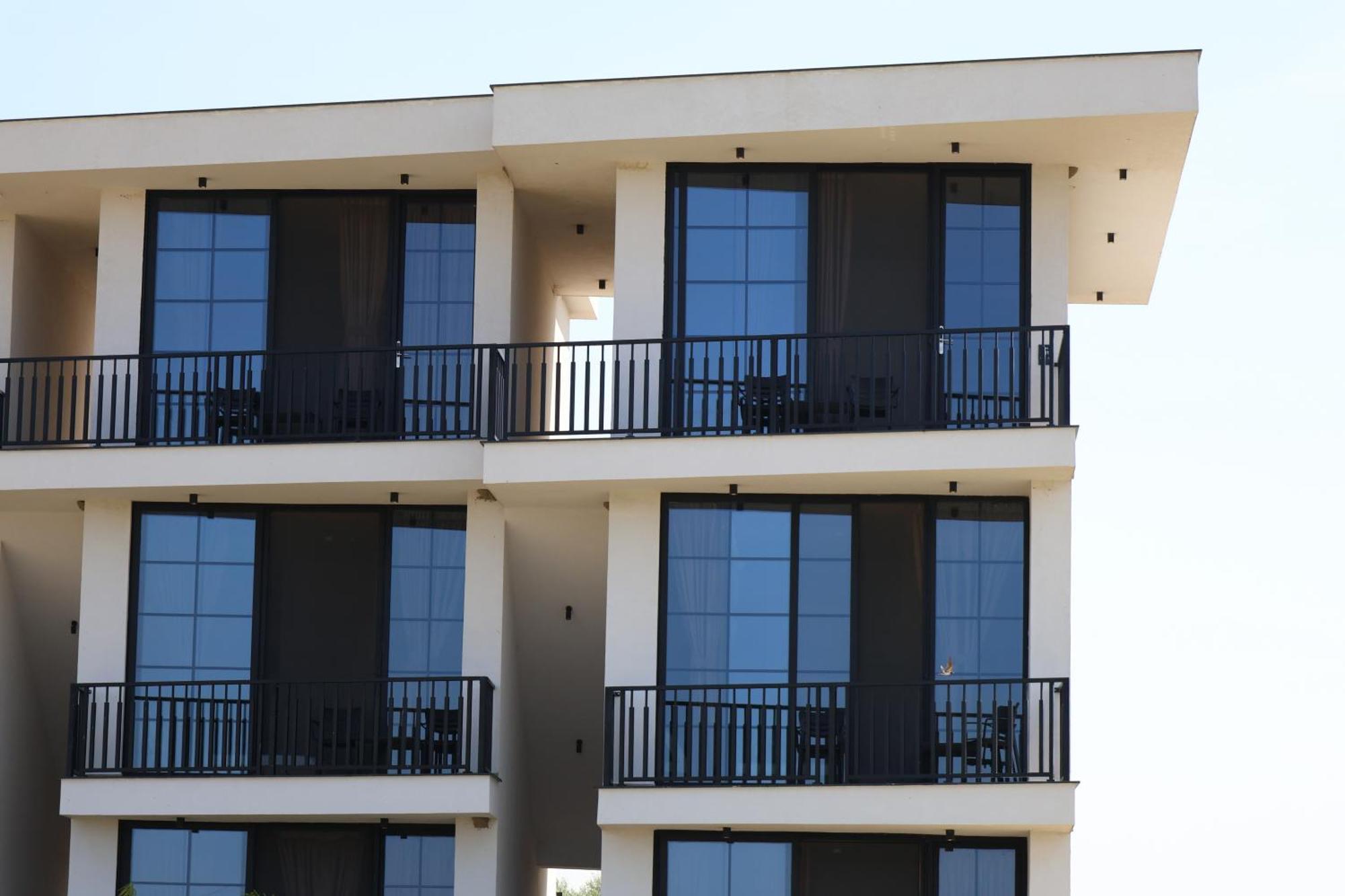 Posh Villas Rrogozhine Luaran gambar